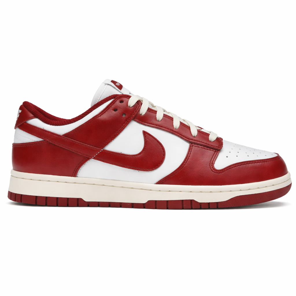 Nike Dunk Low Vintage Team Red